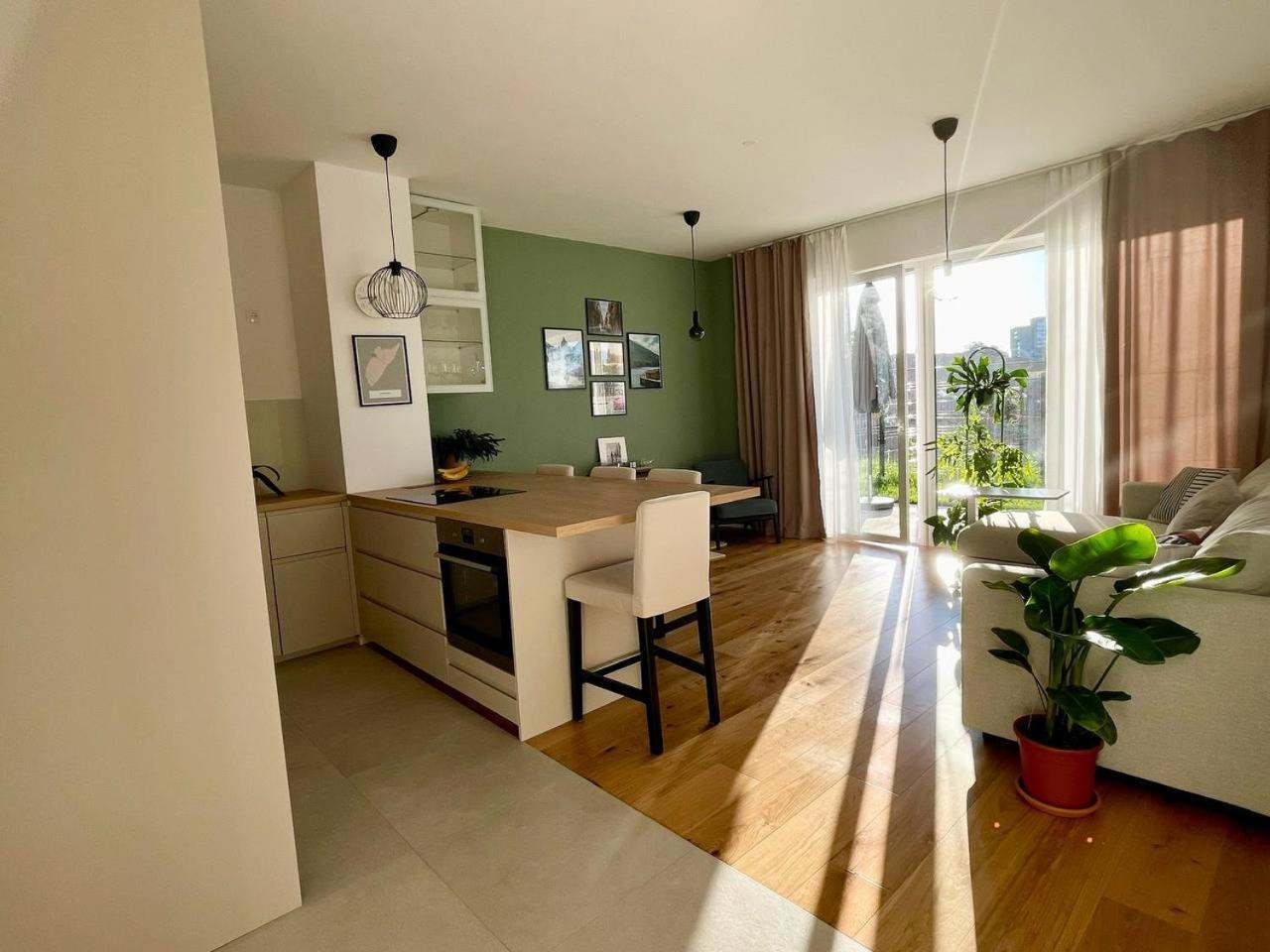 Modern With Garden Free Parking Laibach
